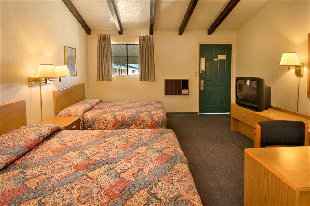 Peoria Inn Tulsa Esterno foto