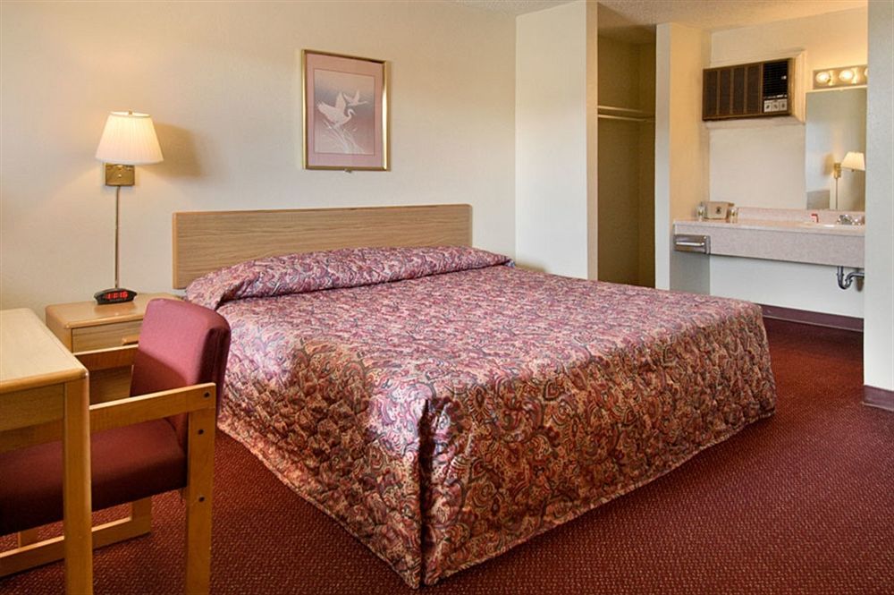 Peoria Inn Tulsa Esterno foto